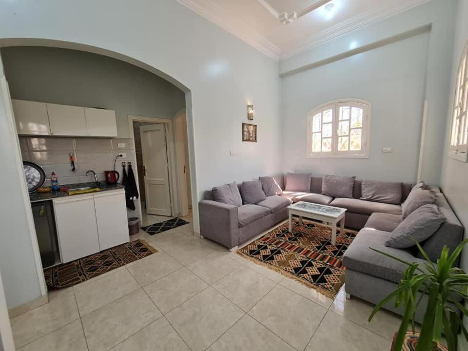 Villa Rebecca Luxor Exteriör bild